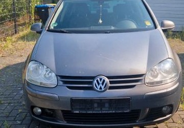 VW Golf 455.000 km 1.380 &euro; Ihlow , Riepe 26633