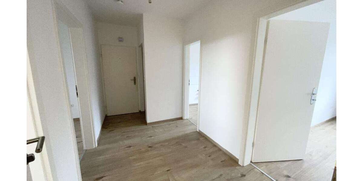 Etagenwohnung Emden - 3 Zimmer, 65 m&sup2;, 479&euro; | Angebot:27067084