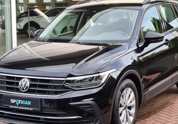VW Tiguan 86.600 km 19.990 &euro; Emden-Hinte 26759